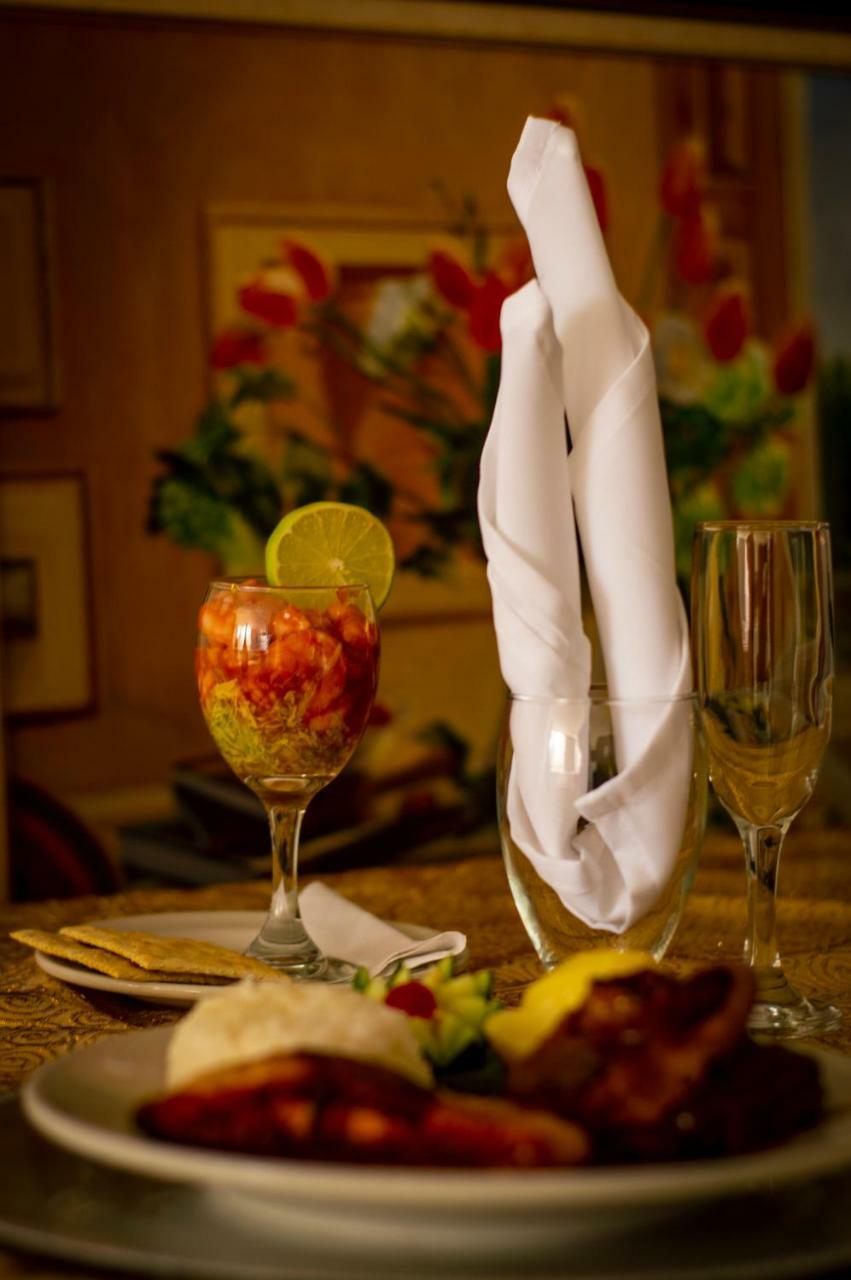 Hotel San Ignacio Plaza 툰하 외부 사진